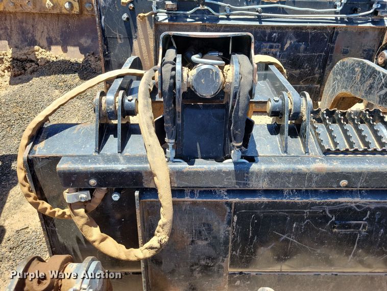 image for item DX7070 Caterpillar 67