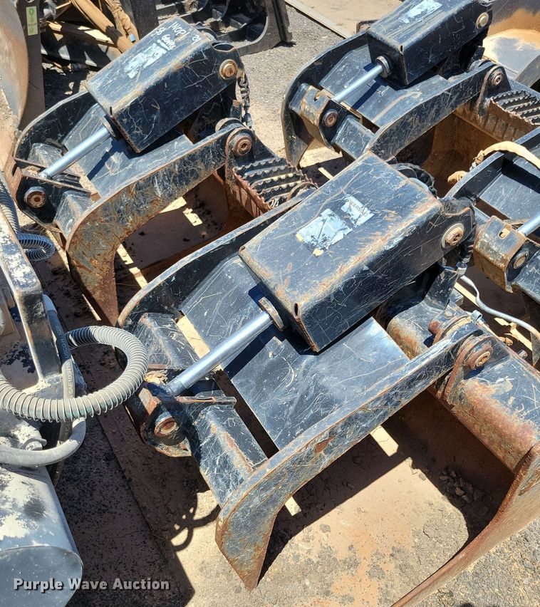 image for item DX7071 Caterpillar 67