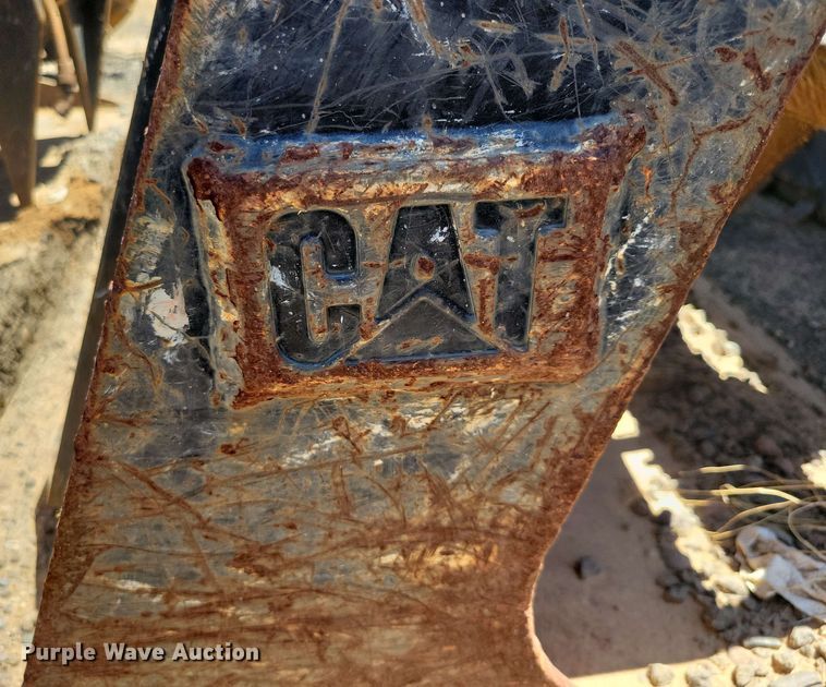 image for item DX7071 Caterpillar 67