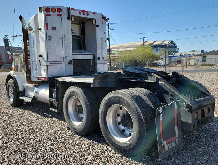 image for item DX7076 2008 Kenworth T800 semi truck