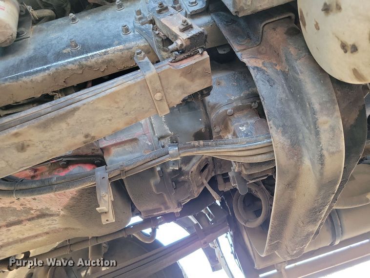 image for item DX7076 2008 Kenworth T800 semi truck