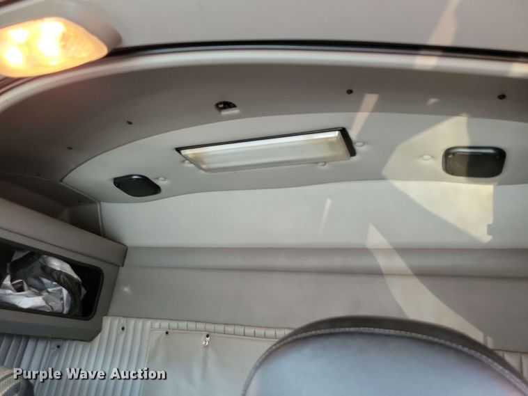 image for item DX7076 2008 Kenworth T800 semi truck