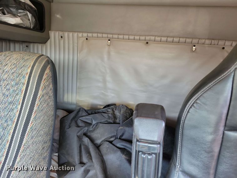 image for item DX7076 2008 Kenworth T800 semi truck