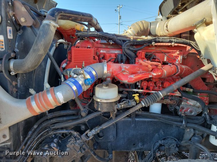 image for item DX7076 2008 Kenworth T800 semi truck