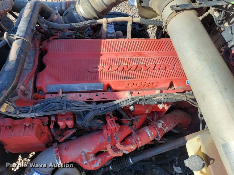 image for item DX7076 2008 Kenworth T800 semi truck