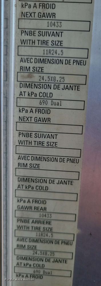 image for item DX7076 2008 Kenworth T800 semi truck