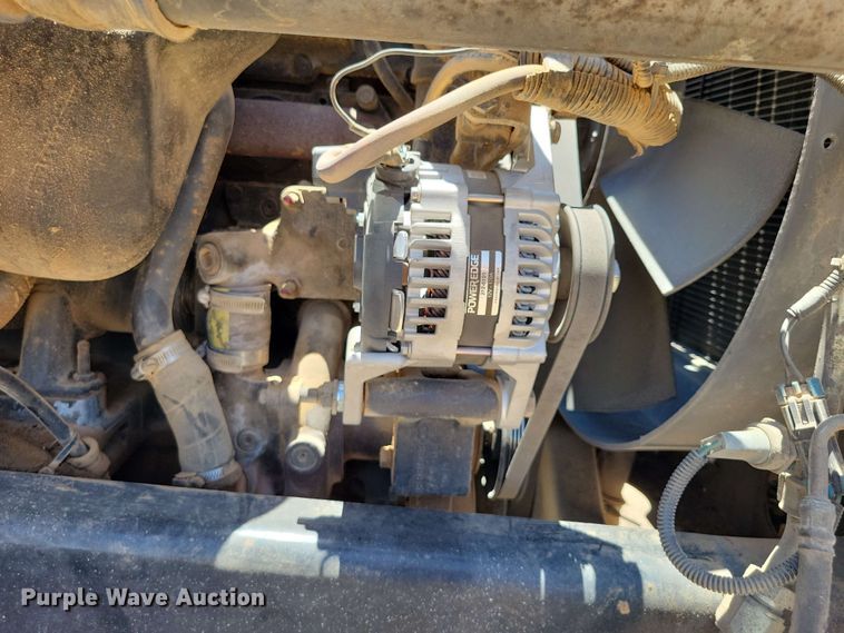 image for item DX7078 2000 Volvo WG Series asphalt slurry truck