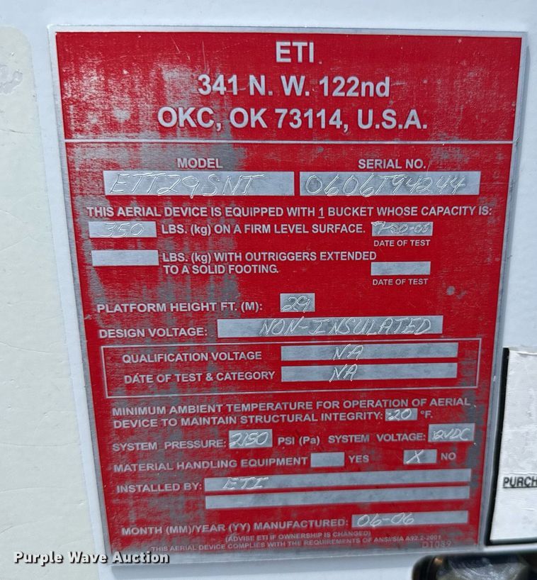 image for item DY0045 2006 Ford F450 Super Duty bucket truck