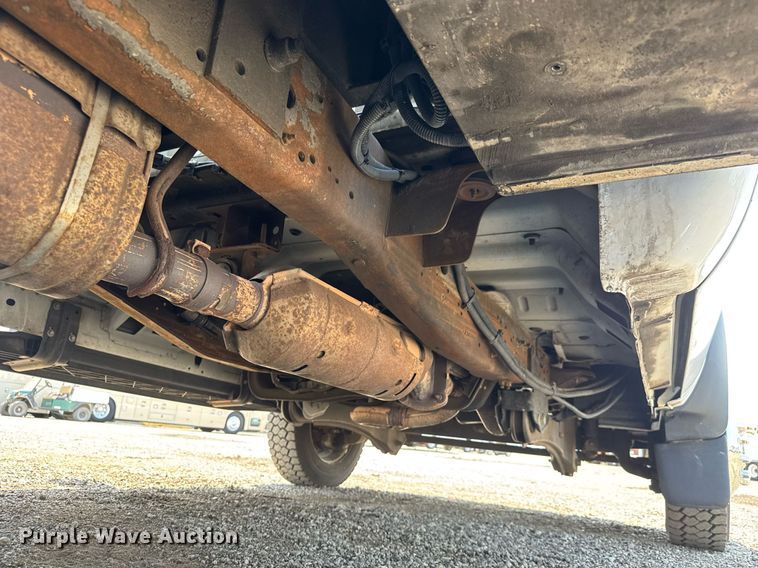 image for item DY0045 2006 Ford F450 Super Duty bucket truck