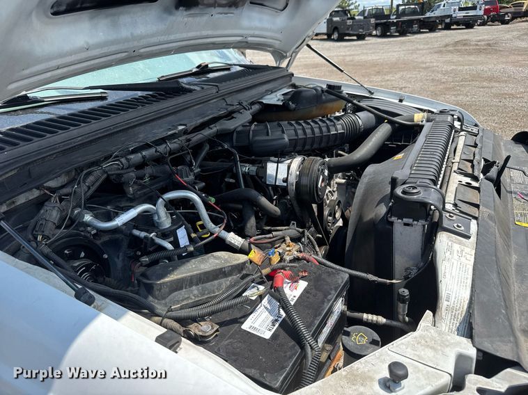 image for item DY0045 2006 Ford F450 Super Duty bucket truck