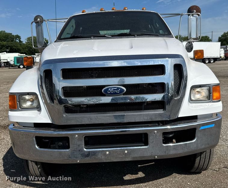 image for item DY0046 2011 Ford F750 Super Duty Crew Cab utility / service truck