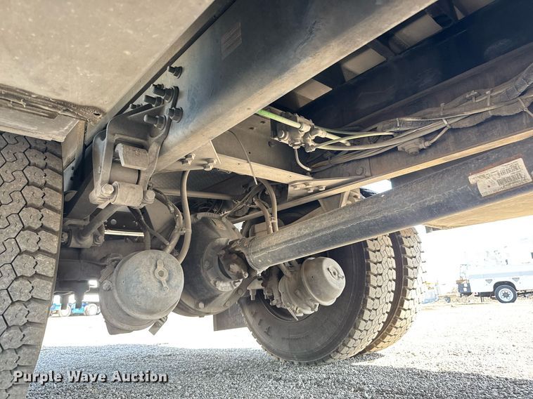 image for item DY0046 2011 Ford F750 Super Duty Crew Cab utility / service truck