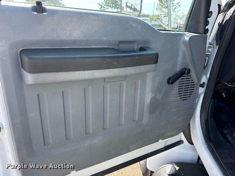 image for item DY0046 2011 Ford F750 Super Duty Crew Cab utility / service truck