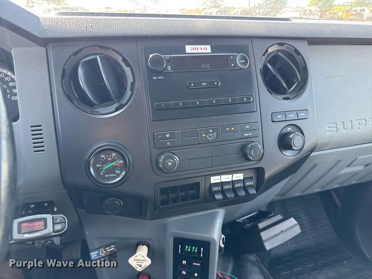 image for item DY0046 2011 Ford F750 Super Duty Crew Cab utility / service truck