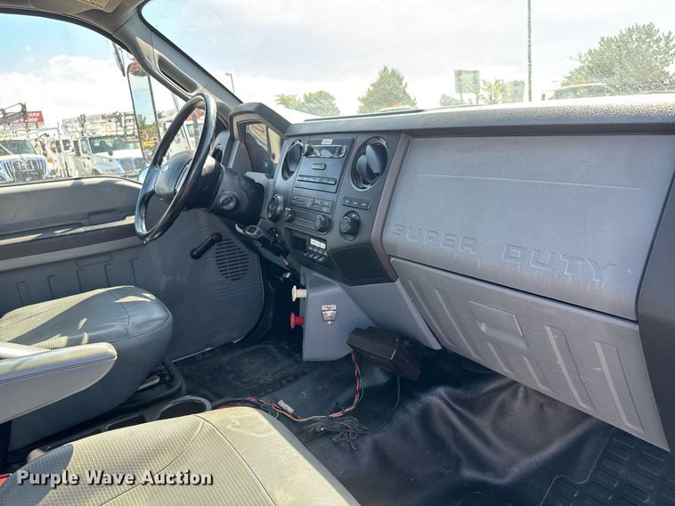 image for item DY0046 2011 Ford F750 Super Duty Crew Cab utility / service truck