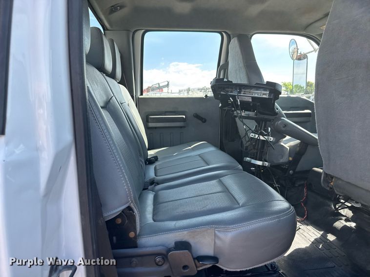 image for item DY0046 2011 Ford F750 Super Duty Crew Cab utility / service truck