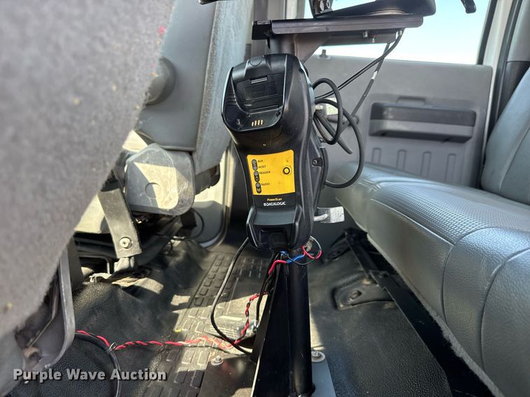 image for item DY0046 2011 Ford F750 Super Duty Crew Cab utility / service truck