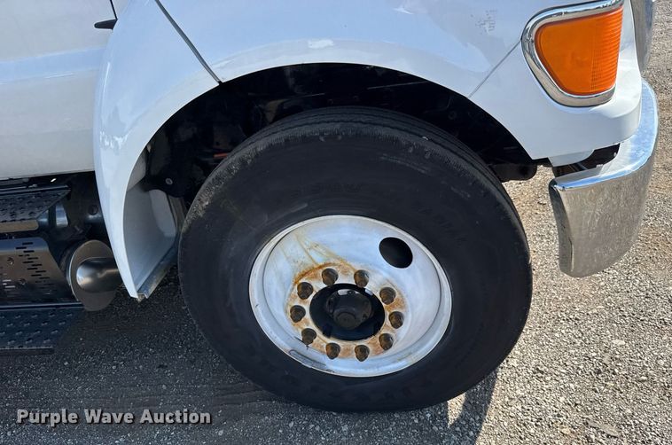 image for item DY0046 2011 Ford F750 Super Duty Crew Cab utility / service truck