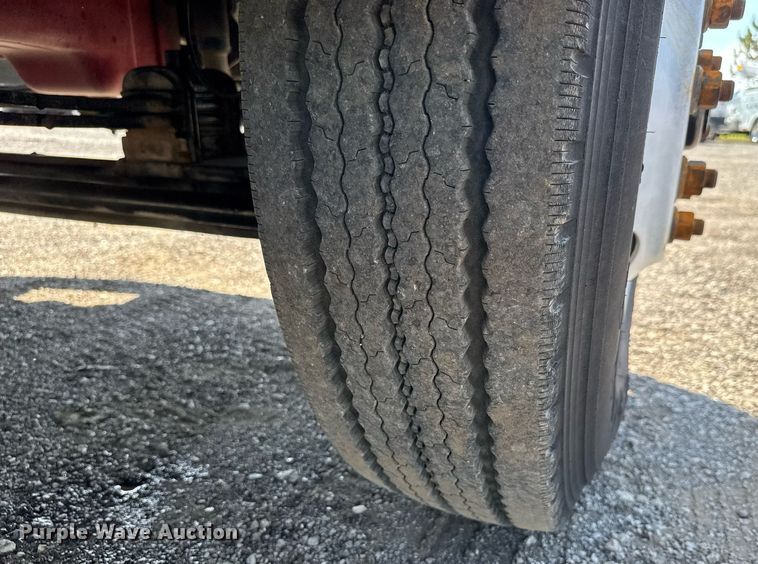 image for item DY0046 2011 Ford F750 Super Duty Crew Cab utility / service truck