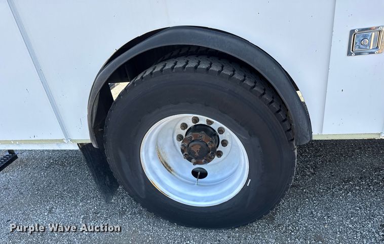 image for item DY0046 2011 Ford F750 Super Duty Crew Cab utility / service truck