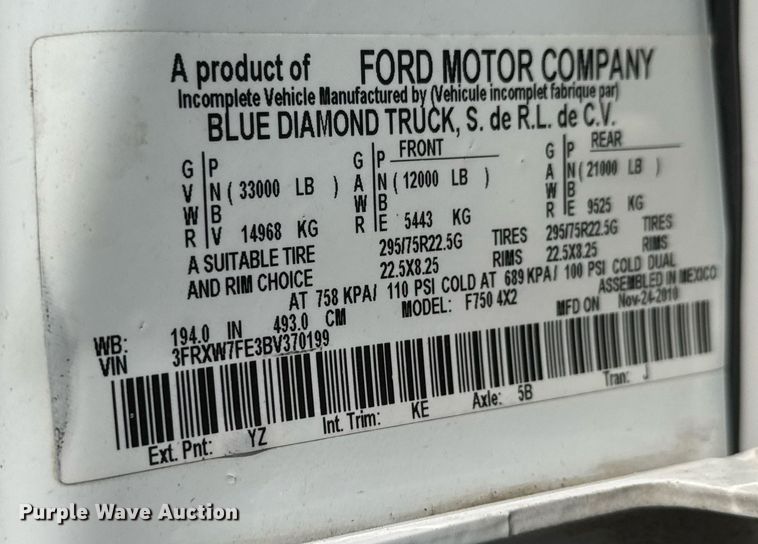 image for item DY0046 2011 Ford F750 Super Duty Crew Cab utility / service truck