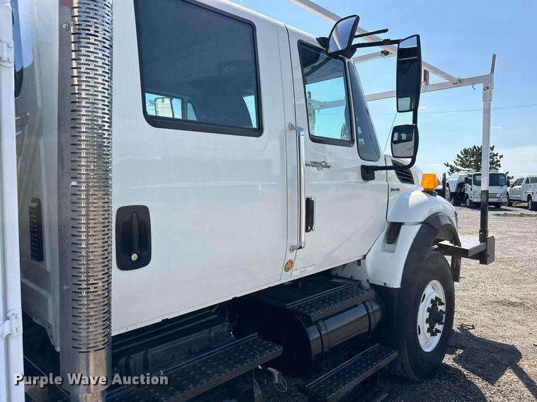 image for item DY0047 2009 International 7500 Crew Cab crane truck