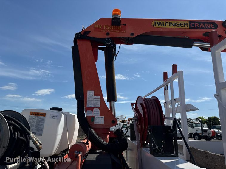 image for item DY0047 2009 International 7500 Crew Cab crane truck