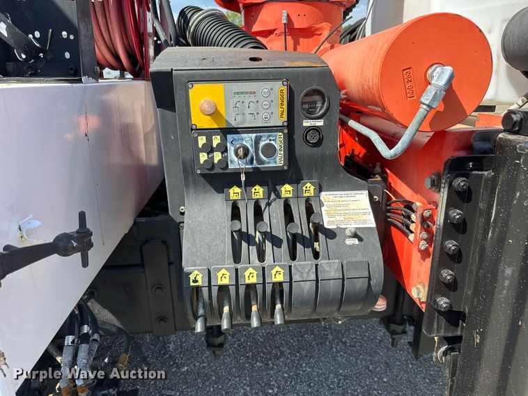 image for item DY0047 2009 International 7500 Crew Cab crane truck