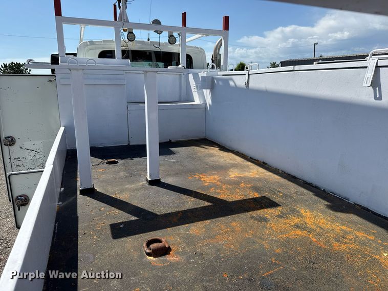 image for item DY0047 2009 International 7500 Crew Cab crane truck