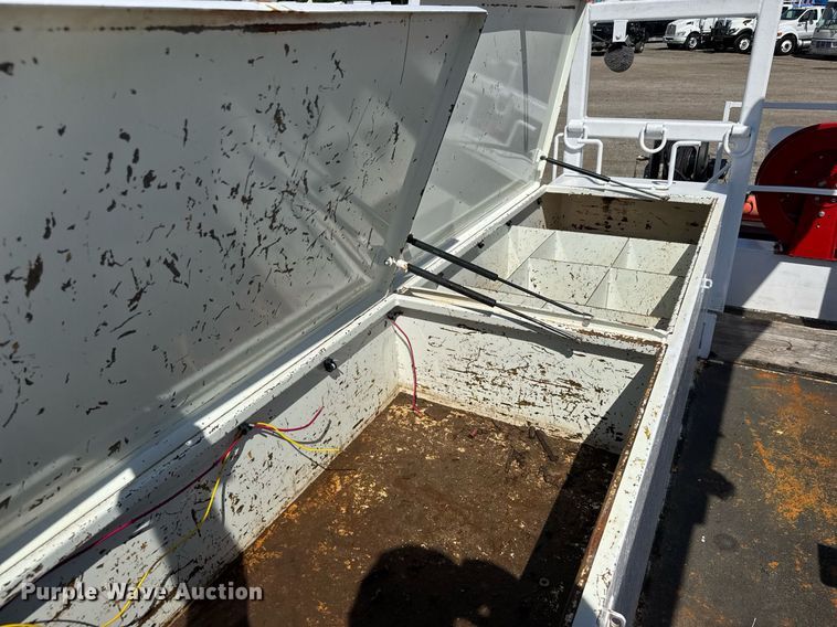 image for item DY0047 2009 International 7500 Crew Cab crane truck