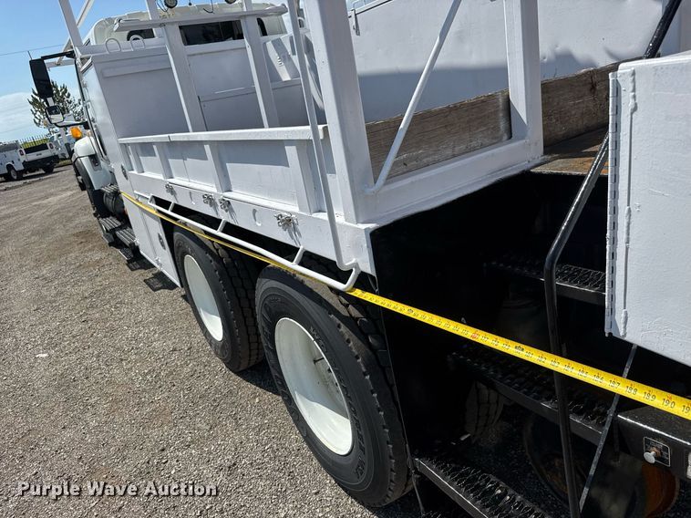 image for item DY0047 2009 International 7500 Crew Cab crane truck