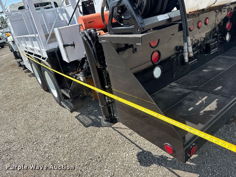 image for item DY0047 2009 International 7500 Crew Cab crane truck