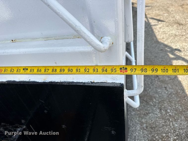 image for item DY0047 2009 International 7500 Crew Cab crane truck