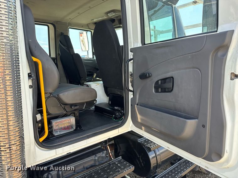 image for item DY0047 2009 International 7500 Crew Cab crane truck