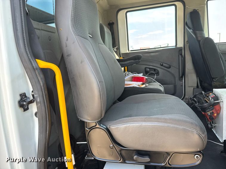 image for item DY0047 2009 International 7500 Crew Cab crane truck