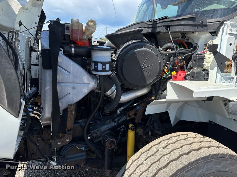 image for item DY0047 2009 International 7500 Crew Cab crane truck