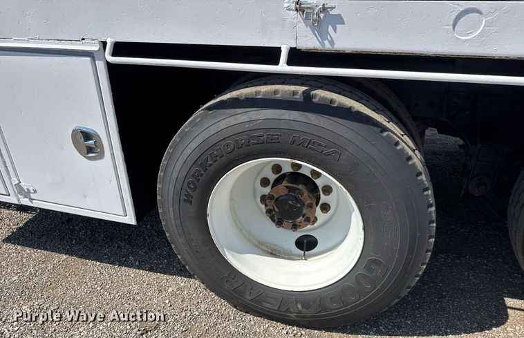 image for item DY0047 2009 International 7500 Crew Cab crane truck