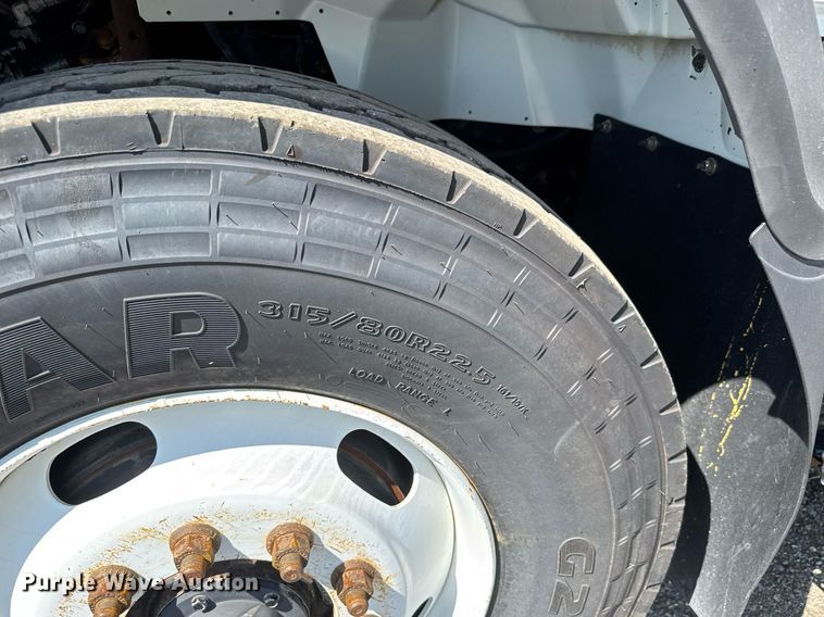 image for item DY0047 2009 International 7500 Crew Cab crane truck