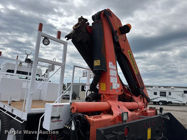 image for item DY0048 2006 Freightliner Business Class M2 Crew Cab crane truck