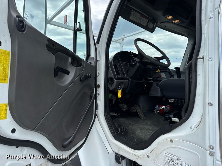 image for item DY0048 2006 Freightliner Business Class M2 Crew Cab crane truck