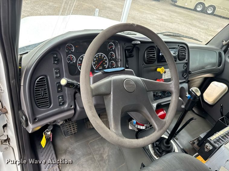 image for item DY0048 2006 Freightliner Business Class M2 Crew Cab crane truck