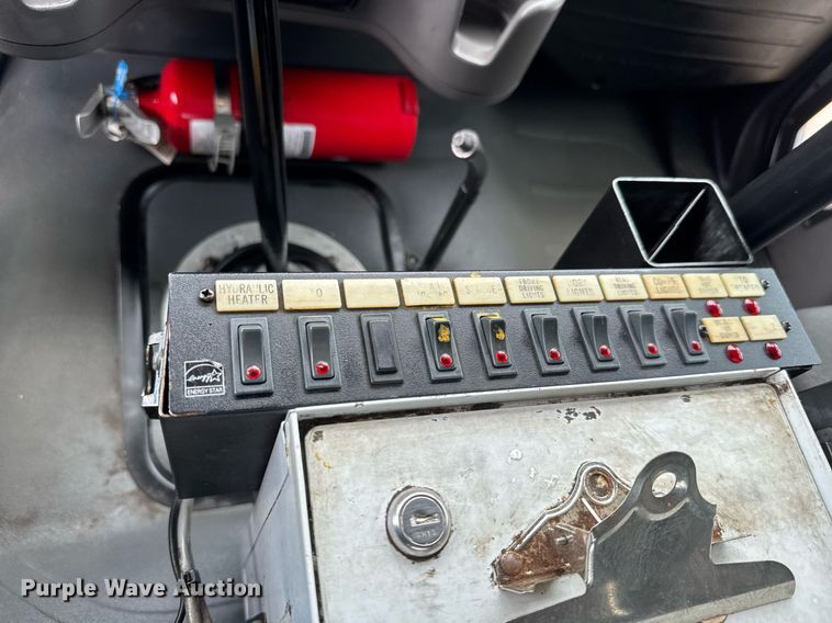 image for item DY0048 2006 Freightliner Business Class M2 Crew Cab crane truck