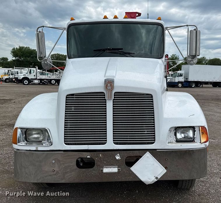 image for item DY0051 1997 Kenworth crane truck with dump bed