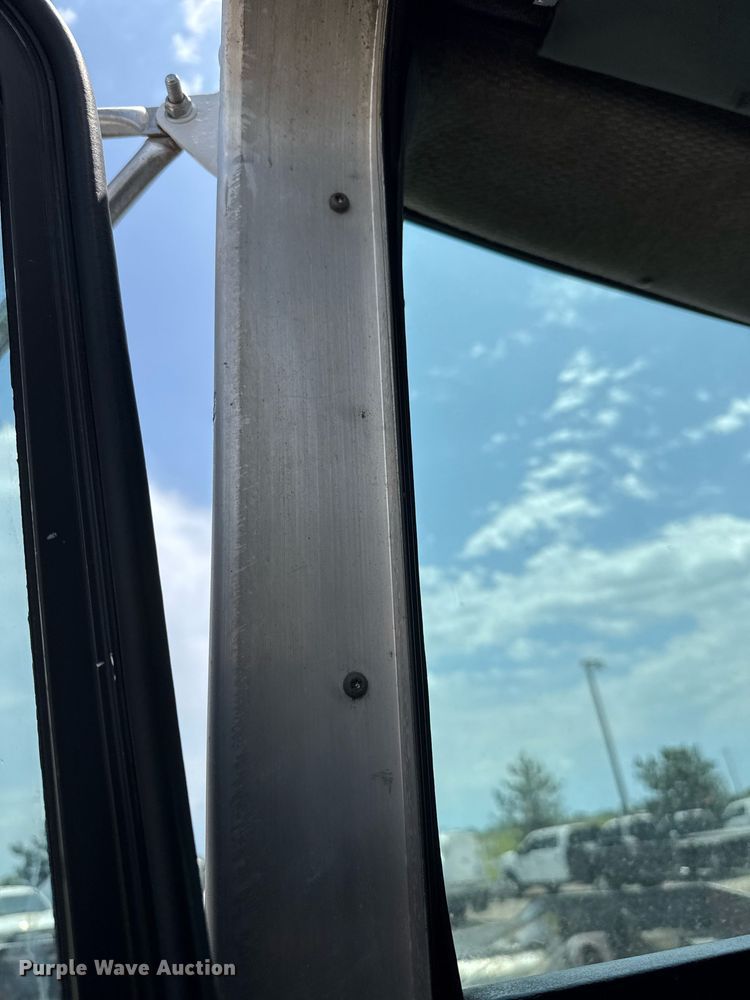 image for item DY0051 1997 Kenworth crane truck with dump bed