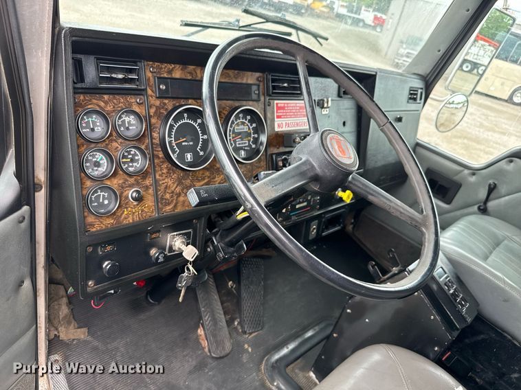 image for item DY0051 1997 Kenworth crane truck with dump bed