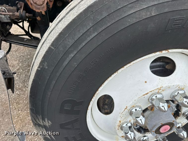 image for item DY0051 1997 Kenworth crane truck with dump bed