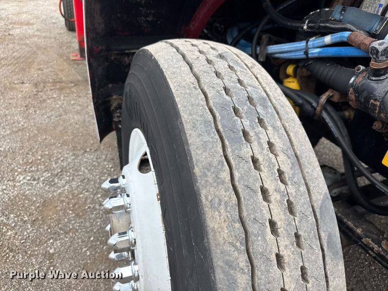 image for item DY0051 1997 Kenworth crane truck with dump bed