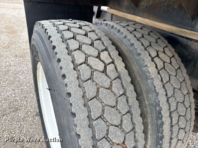 image for item DY0051 1997 Kenworth crane truck with dump bed