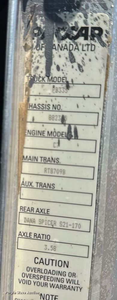 image for item DY0052 2006 Peterbilt 335 fuel / lube truck