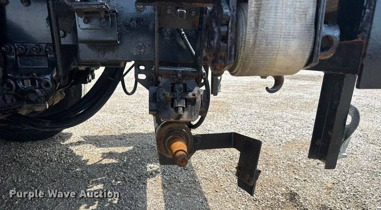 image for item DY0053 2006 Freightliner Business Class M2 Crew Cab crane truck